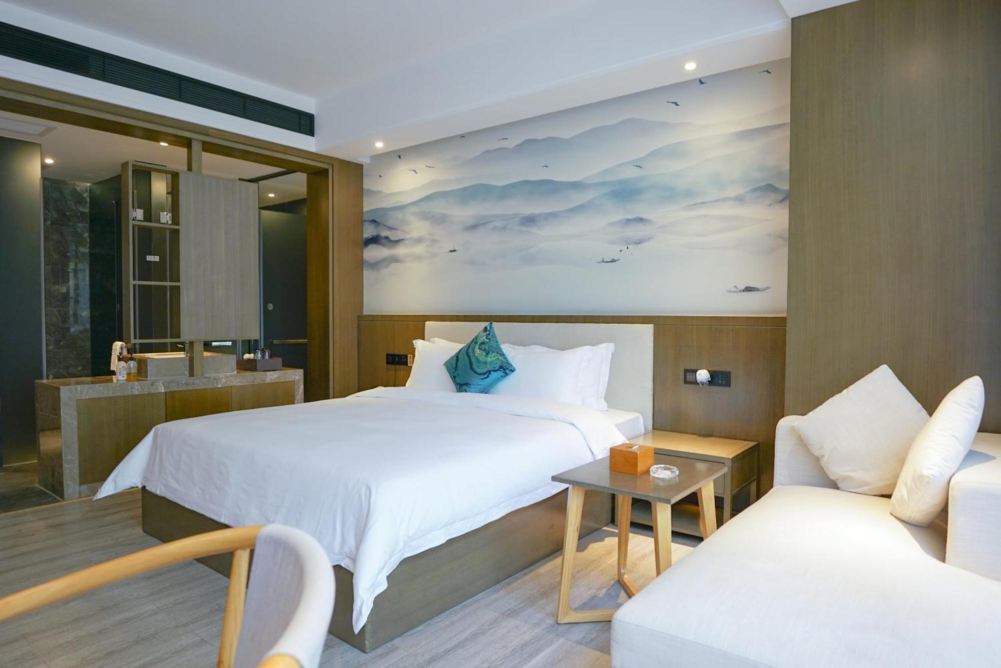 Paco Hotel-Guangzhou Tiyu Xilu Metro Branch Bagian luar foto