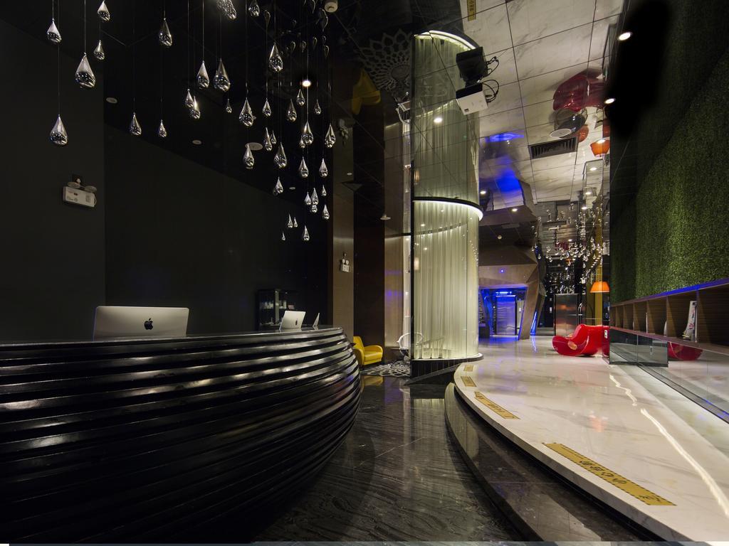 Paco Hotel-Guangzhou Tiyu Xilu Metro Branch Bagian luar foto