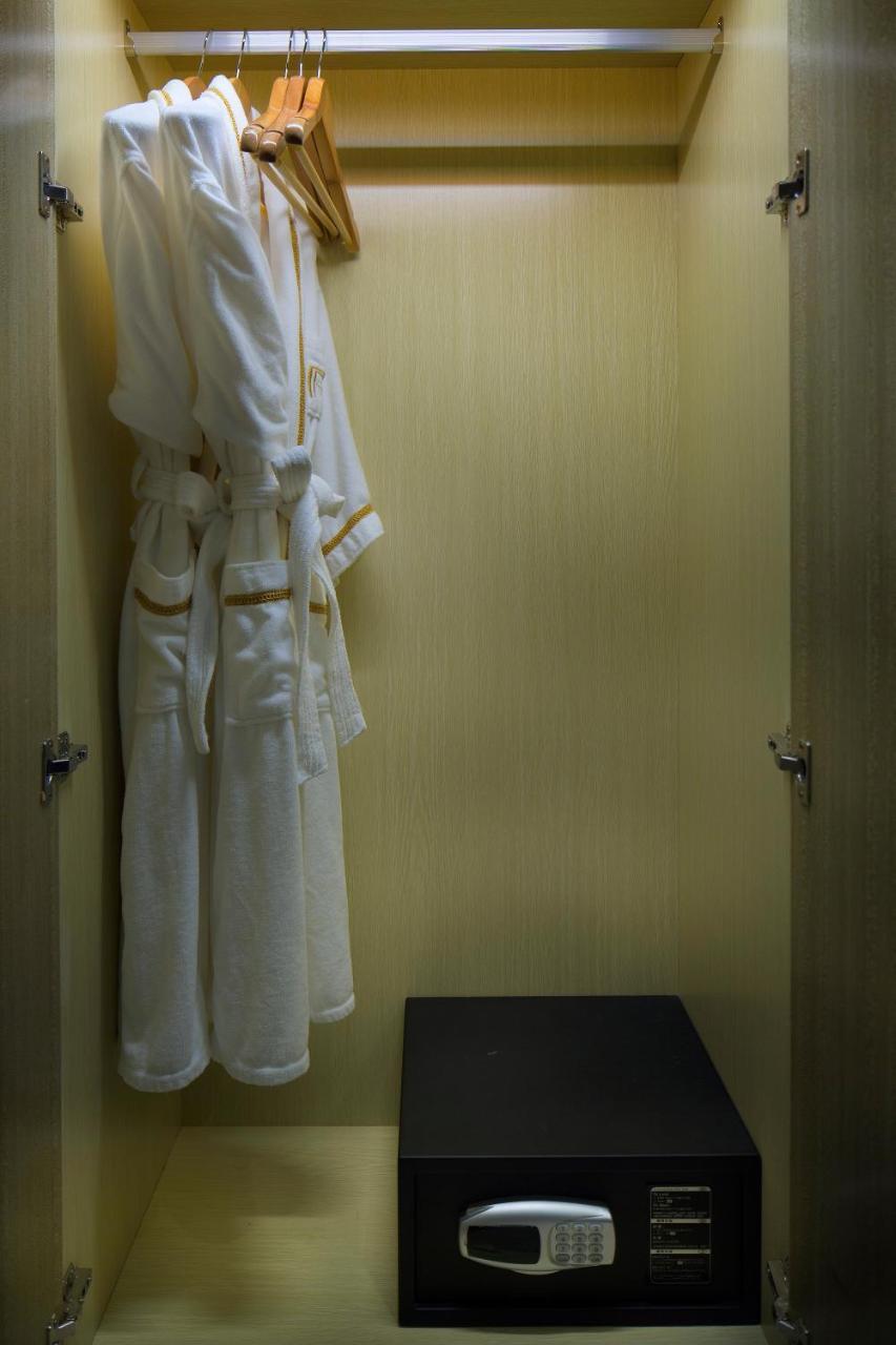 Paco Hotel-Guangzhou Tiyu Xilu Metro Branch Bagian luar foto