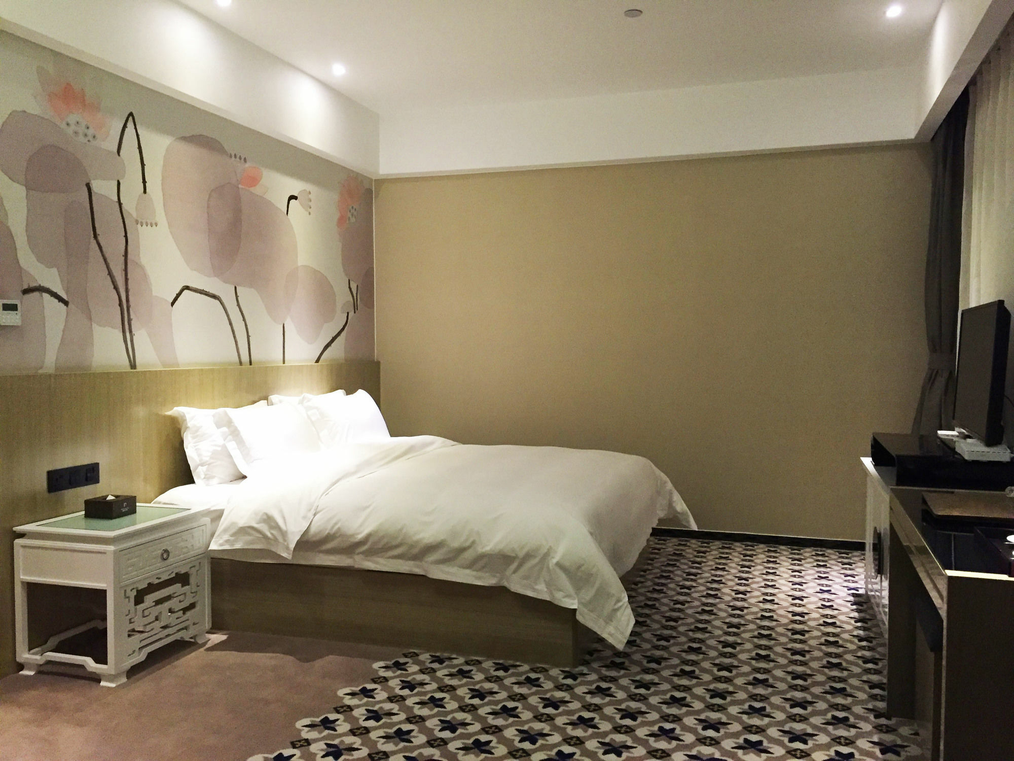 Paco Hotel-Guangzhou Tiyu Xilu Metro Branch Bagian luar foto